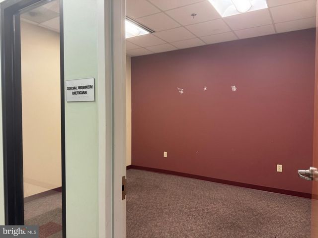 1730 HAMLIN ST NE, Washington, DC 20018