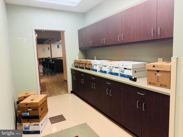 1730 HAMLIN ST NE, Washington, DC 20018