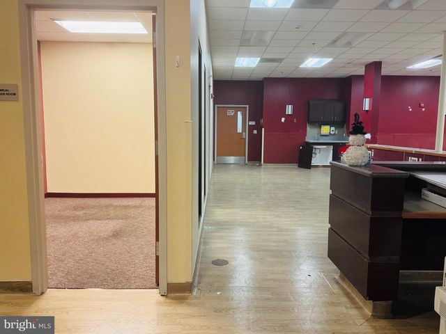 1730 HAMLIN ST NE, Washington, DC 20018