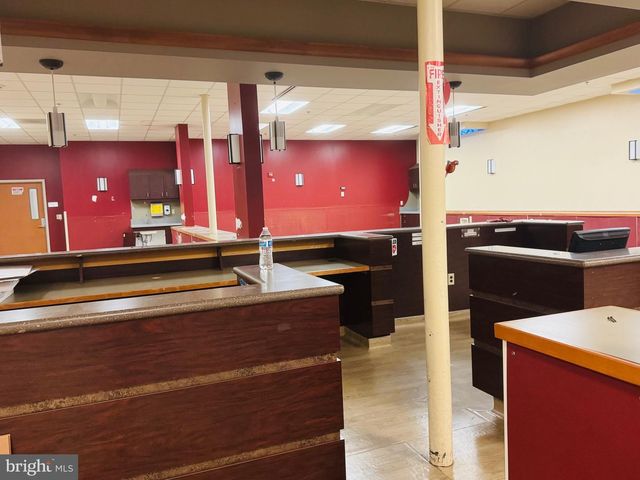 1730 HAMLIN ST NE, Washington, DC 20018