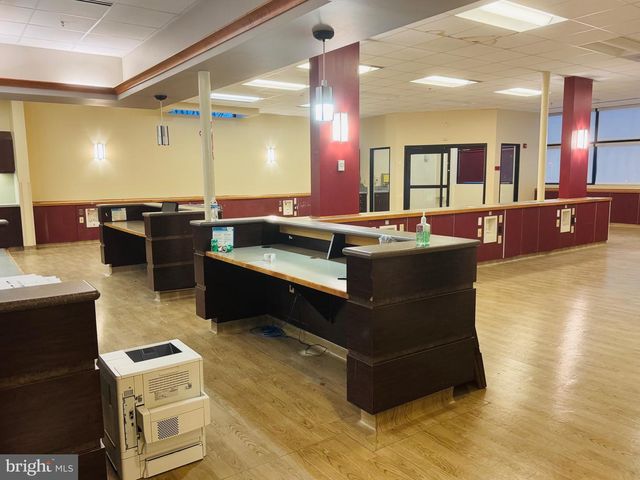 1730 HAMLIN ST NE, Washington, DC 20018