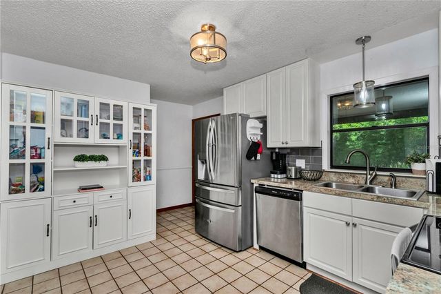 6389 E HOLLY STREET, Inverness, FL 34452