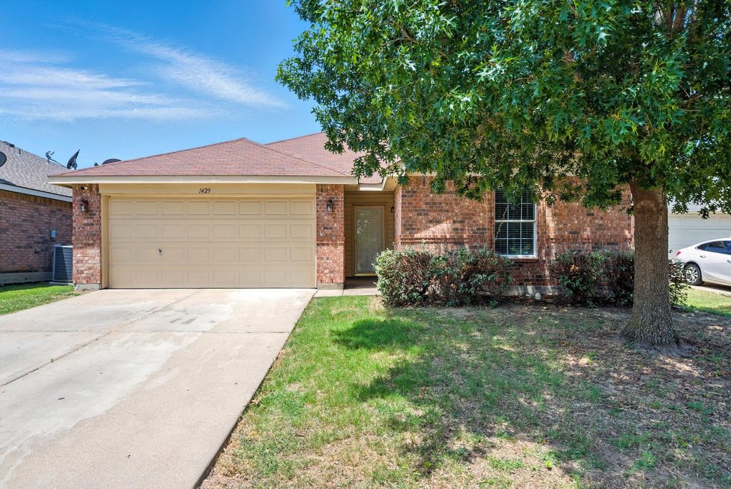 1429 Royal Meadows Trail, Fort Worth, TX 76140