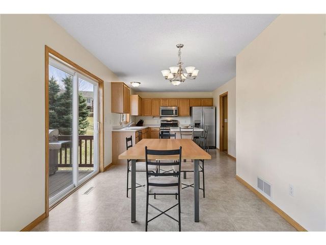 49 Windsor Wood Path, Hudson, WI 54016