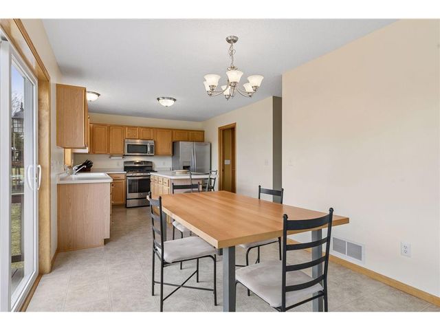 49 Windsor Wood Path, Hudson, WI 54016