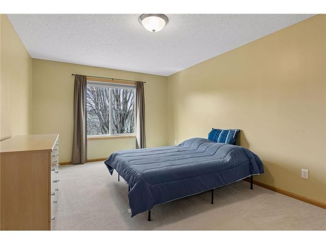 49 Windsor Wood Path, Hudson, WI 54016