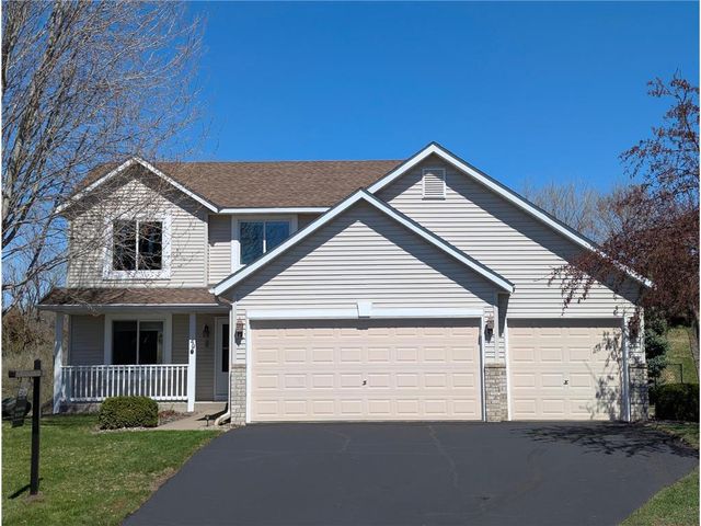 49 Windsor Wood Path, Hudson, WI 54016