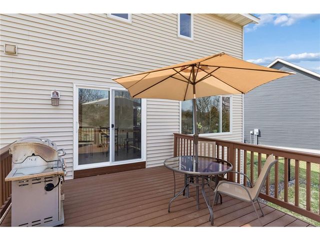 49 Windsor Wood Path, Hudson, WI 54016
