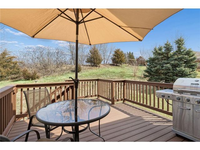 49 Windsor Wood Path, Hudson, WI 54016