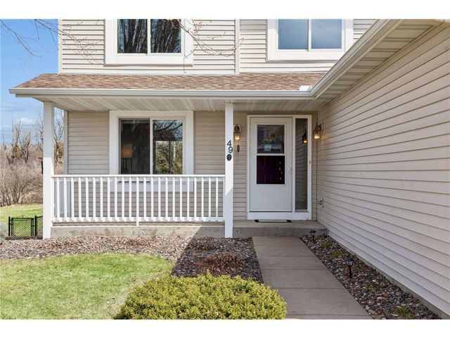 49 Windsor Wood Path, Hudson, WI 54016