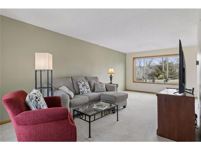 49 Windsor Wood Path, Hudson, WI 54016
