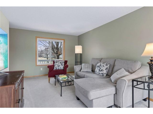 49 Windsor Wood Path, Hudson, WI 54016