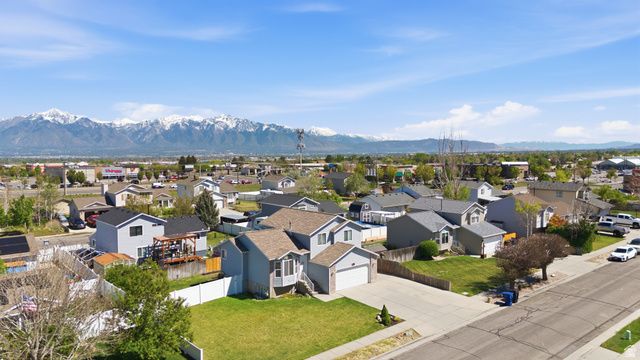 6149 S WALNUT WOOD DR, Kearns, UT 84118