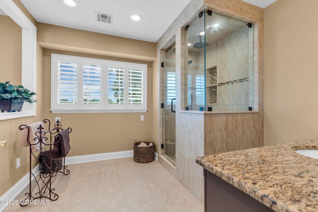 1209 Rue Avenue, Point Pleasant, NJ 08742
