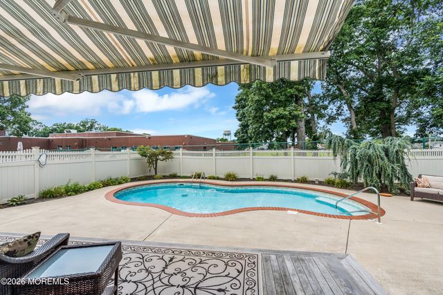 1209 Rue Avenue, Point Pleasant, NJ 08742