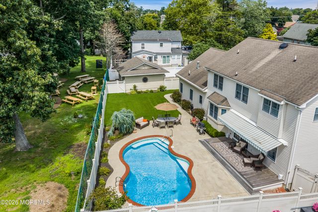 1209 Rue Avenue, Point Pleasant, NJ 08742