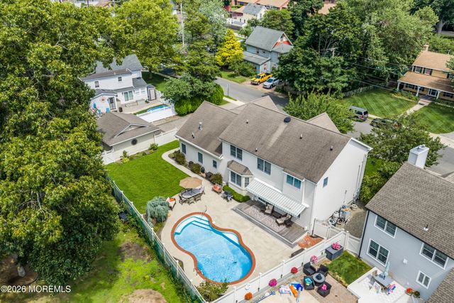 1209 Rue Avenue, Point Pleasant, NJ 08742