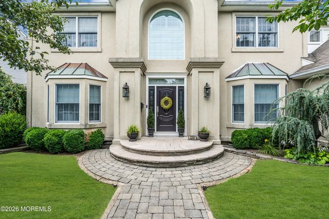 1209 Rue Avenue, Point Pleasant, NJ 08742