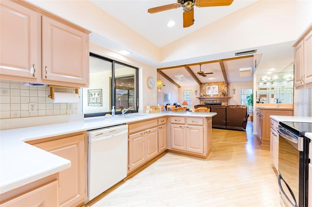 1589 RIDGE TOP WAY, Clearwater, FL 33765