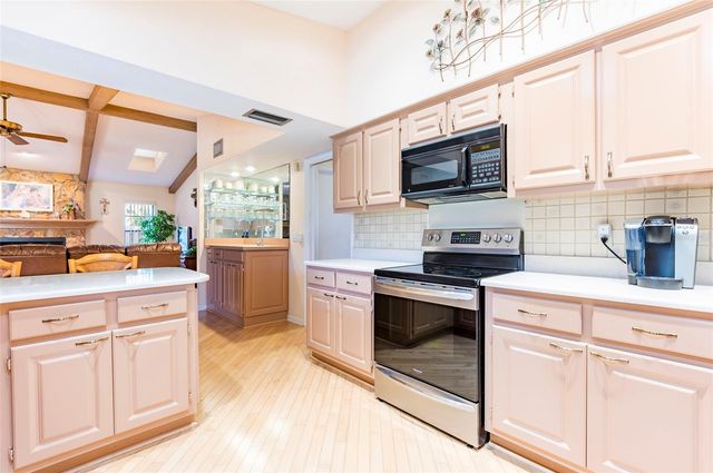 1589 RIDGE TOP WAY, Clearwater, FL 33765