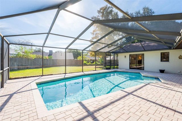 1589 RIDGE TOP WAY, Clearwater, FL 33765