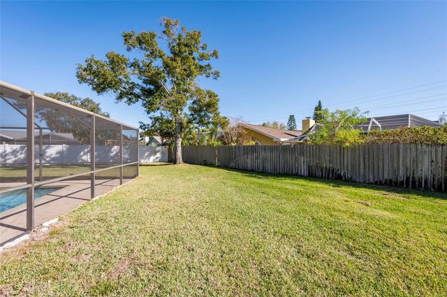 1589 RIDGE TOP WAY, Clearwater, FL 33765