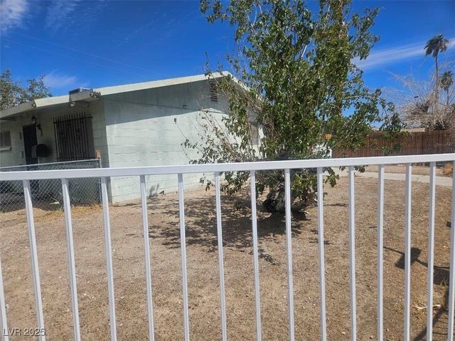 1212 Eleanor Avenue, Las Vegas, NV 89106