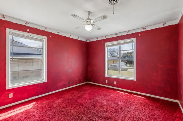 709 S Burdette Avenue, Sherman, TX 75090