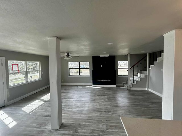 57 Lake Shore Lane, Riverside, TX 77320