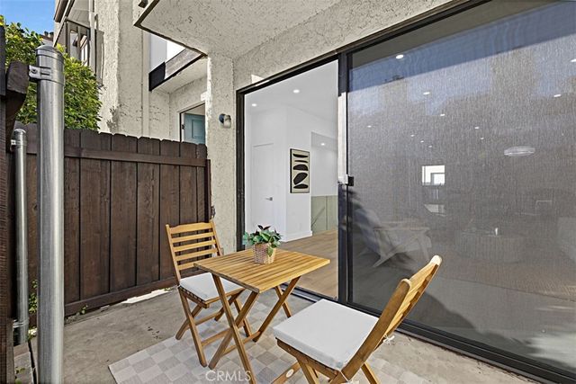 4218 Troost 20, Studio City, CA 91604