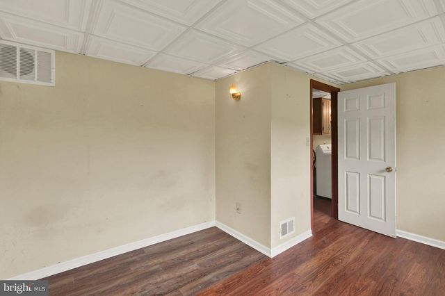 828 SPRING CITY RD, Phoenixville, PA 19460
