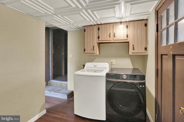 828 SPRING CITY RD, Phoenixville, PA 19460