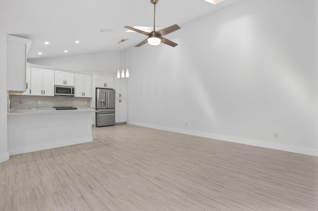 5230 Woodruff Lane, Palm Beach Gardens, FL 33418