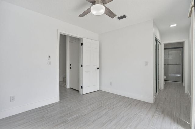 5230 Woodruff Lane, Palm Beach Gardens, FL 33418