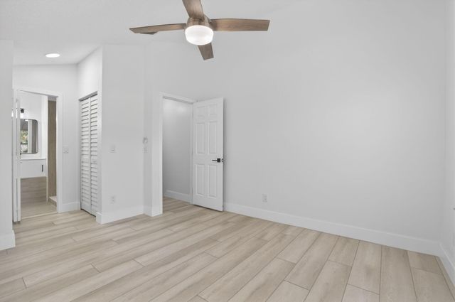 5230 Woodruff Lane, Palm Beach Gardens, FL 33418