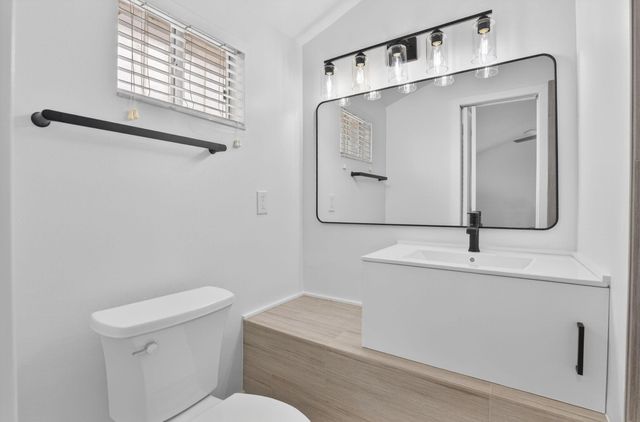 5230 Woodruff Lane, Palm Beach Gardens, FL 33418