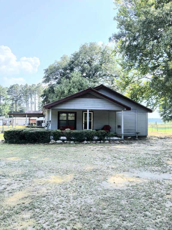 326 Rogers Rd., Columbia, MS 39429