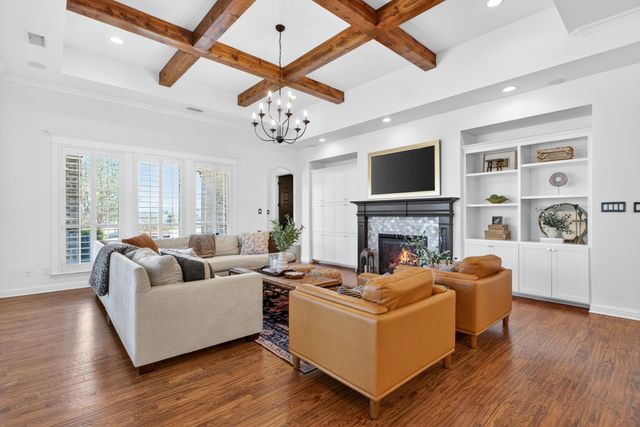 301 Rustic View Lane, Aledo, TX 76008