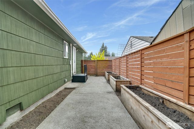 341 Del Monte Avenue, Fircrest, WA 98466