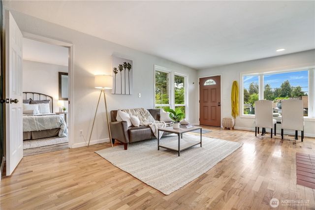 341 Del Monte Avenue, Fircrest, WA 98466