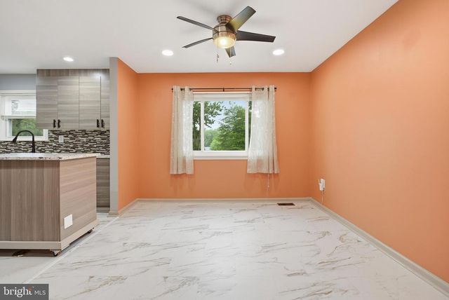 2206 BRIARCLIFF AVE, Upper Chichester, PA 19061