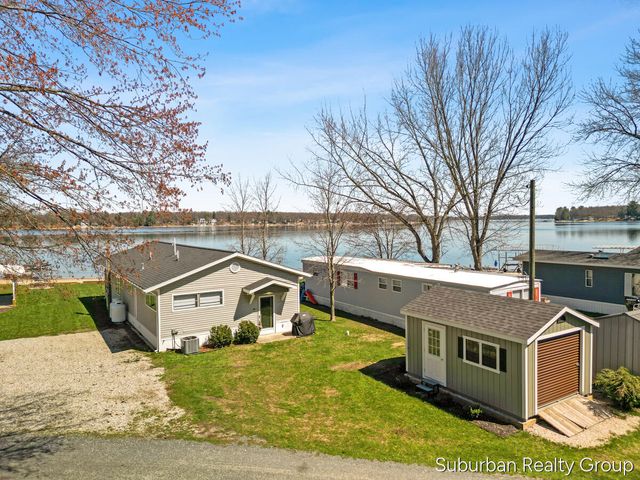 8224 W Pine Grove Beach Drive, Baldwin, MI 49304