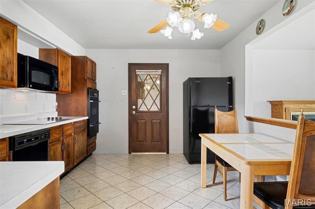 4124 Green Park Road, St Louis, MO 63125
