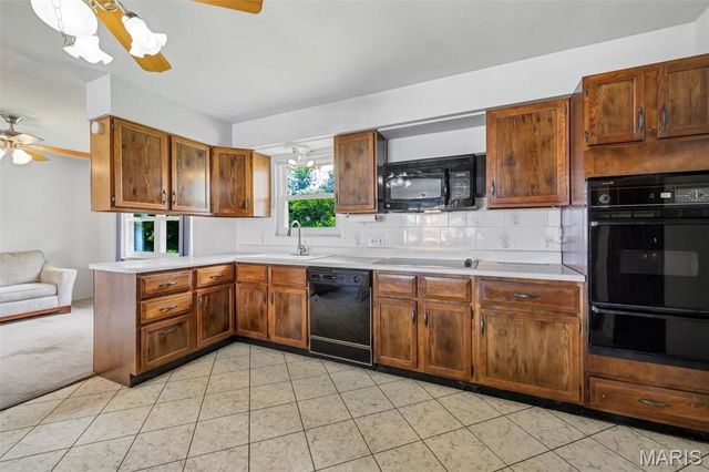 4124 Green Park Road, St Louis, MO 63125
