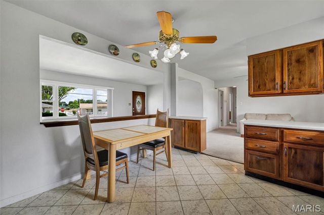 4124 Green Park Road, St Louis, MO 63125