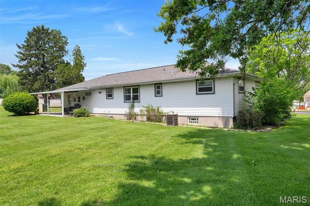 4124 Green Park Road, St Louis, MO 63125