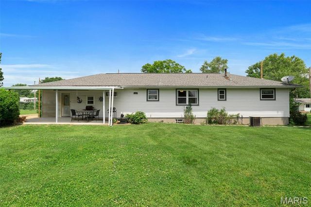 4124 Green Park Road, St Louis, MO 63125