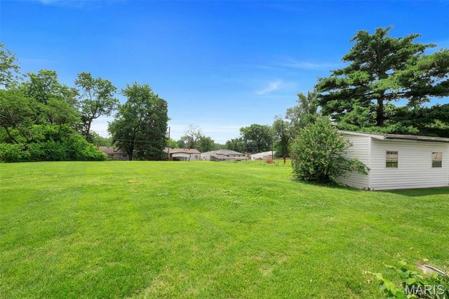 4124 Green Park Road, St Louis, MO 63125