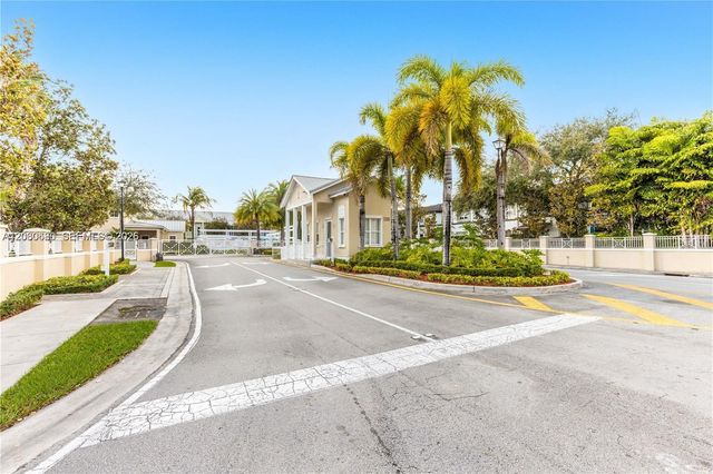 11440 NW 75th Ter, Doral, FL 33178