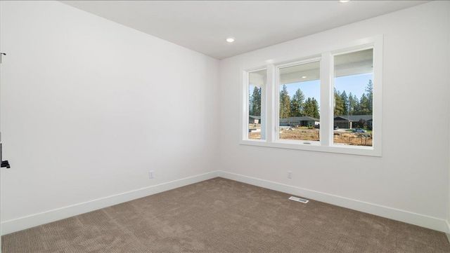 16785 N Wellington Rd, Colbert, WA 99005